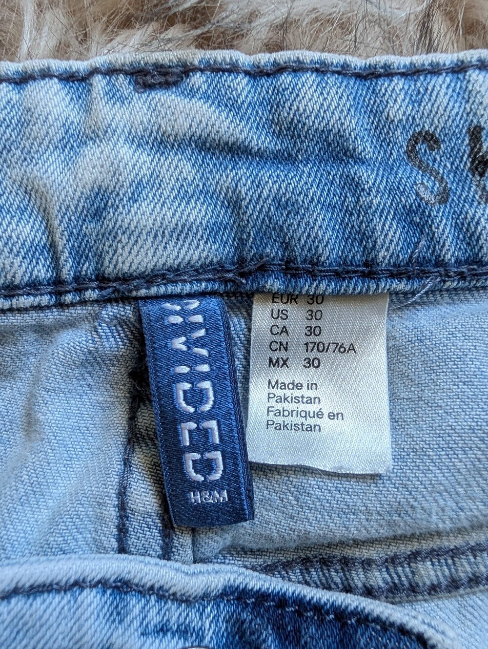 H&M Divided Light Wash Moto Biker Jeans Ribbed Knee Detail Size 30 - Picture 4 of 6